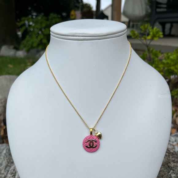 CHANEL Jewelry - 💕CHANEL Barbie Pink 💕and Gold Button